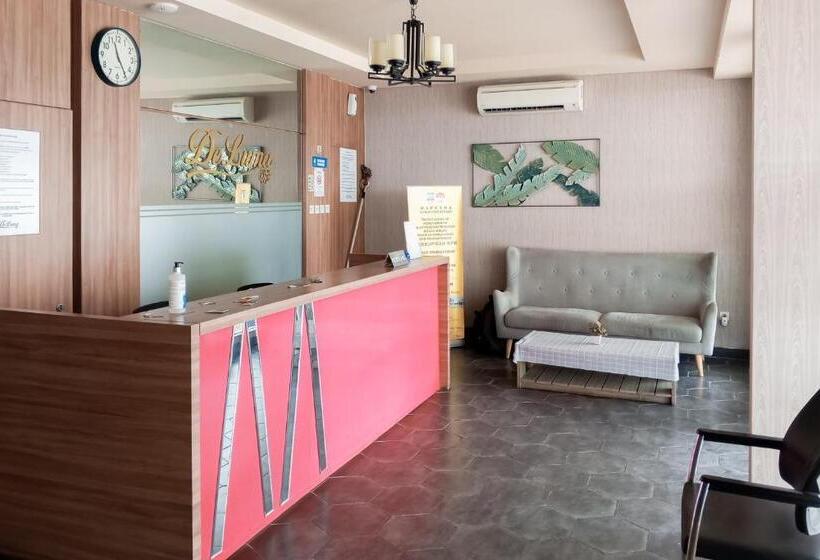 Deluma Hotel Syariah Redpartner