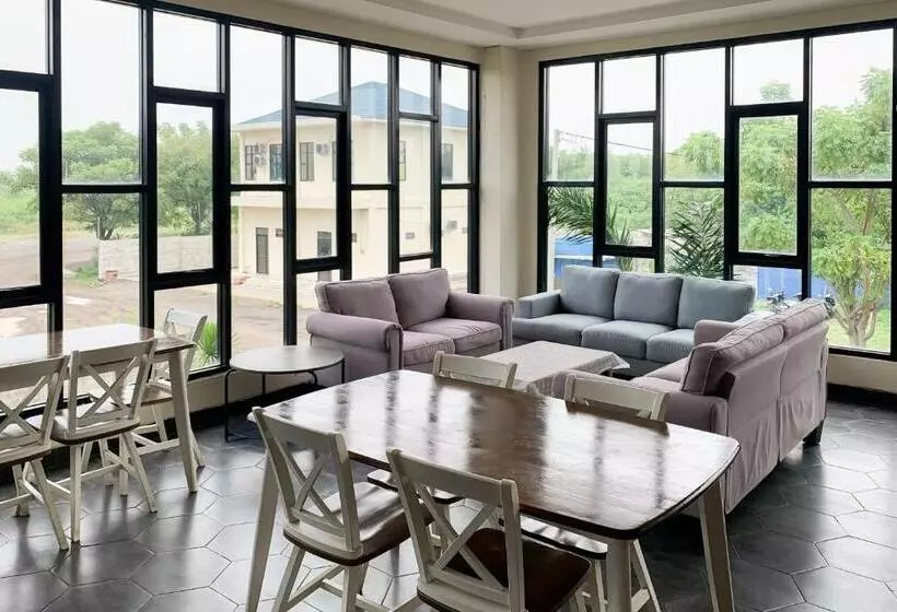 Deluma Hotel Syariah Redpartner