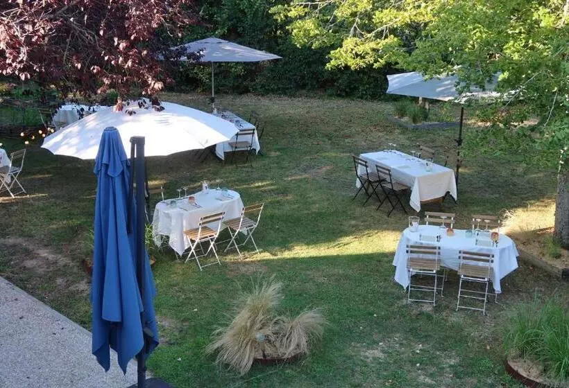 Hotelli Auberge Sainte Gemme