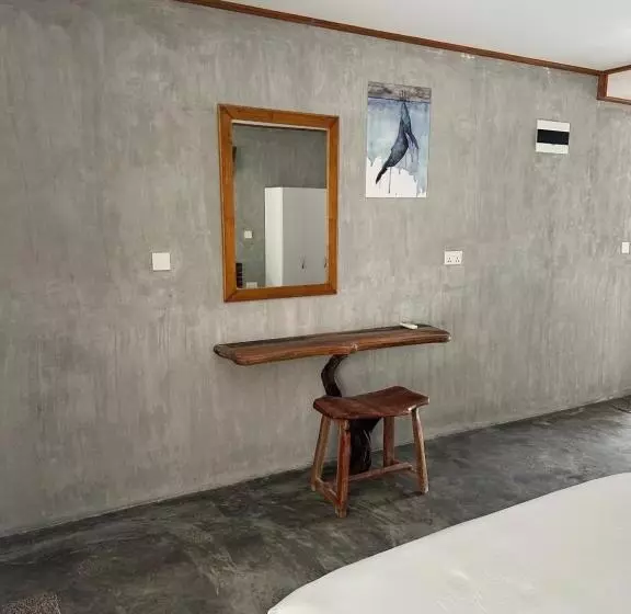 هتل Dive And Sleep   All Inclusive Diving Guesthouse   3 Dives Per Day
