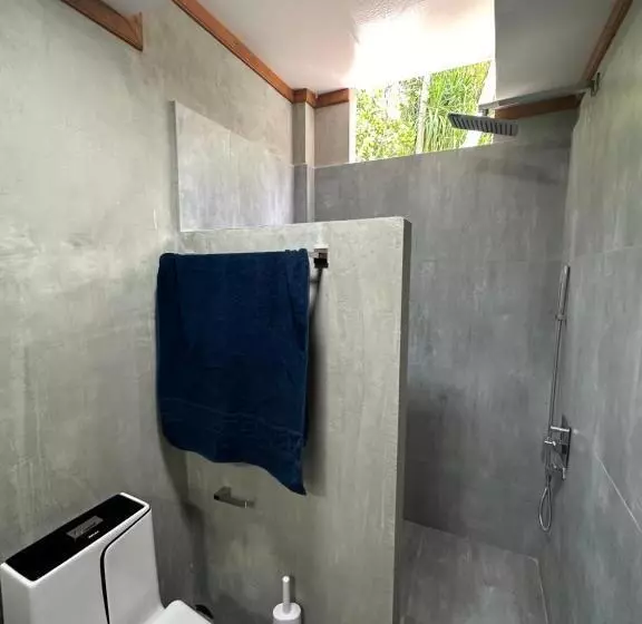 هتل Dive And Sleep   All Inclusive Diving Guesthouse   3 Dives Per Day