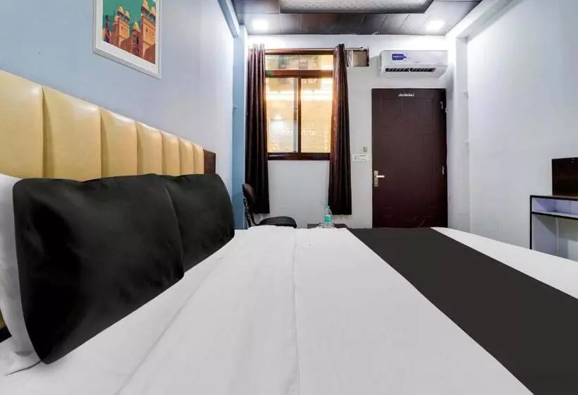 هتل O Dharohar Homestay