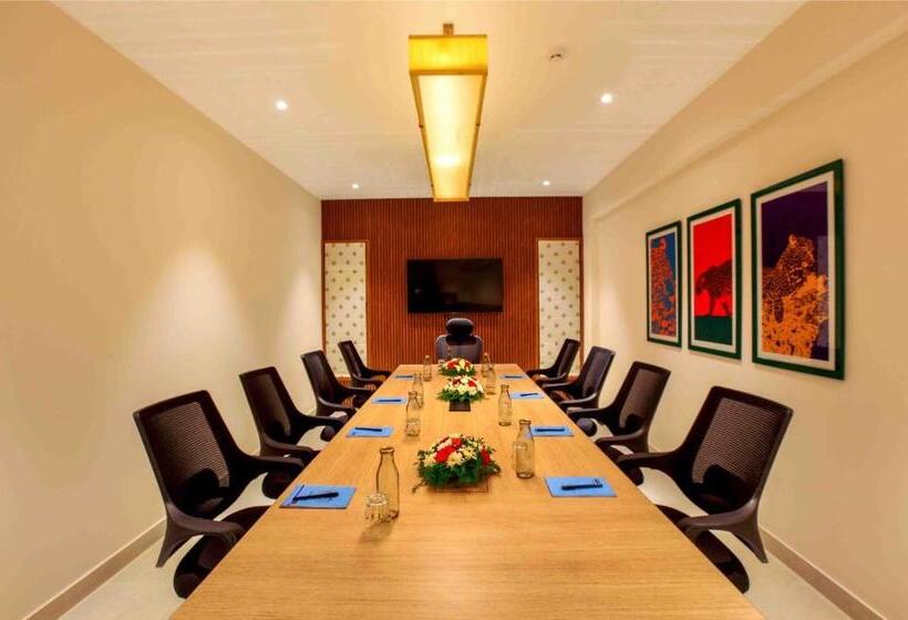 Hotel Park Residency Ayarkunnam