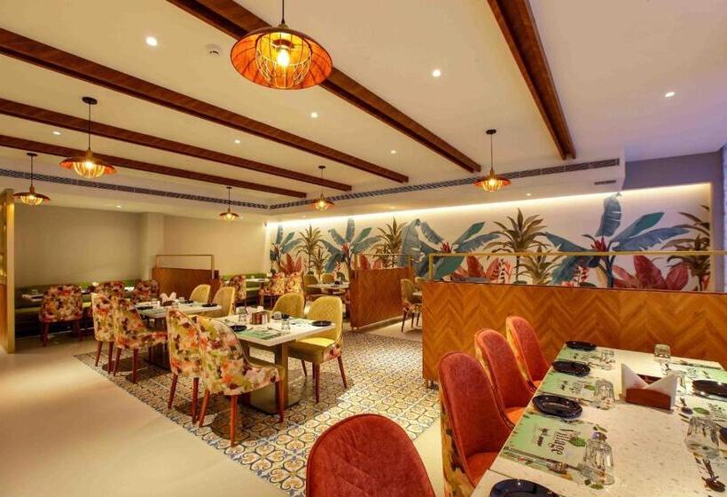 Hotel Park Residency Ayarkunnam