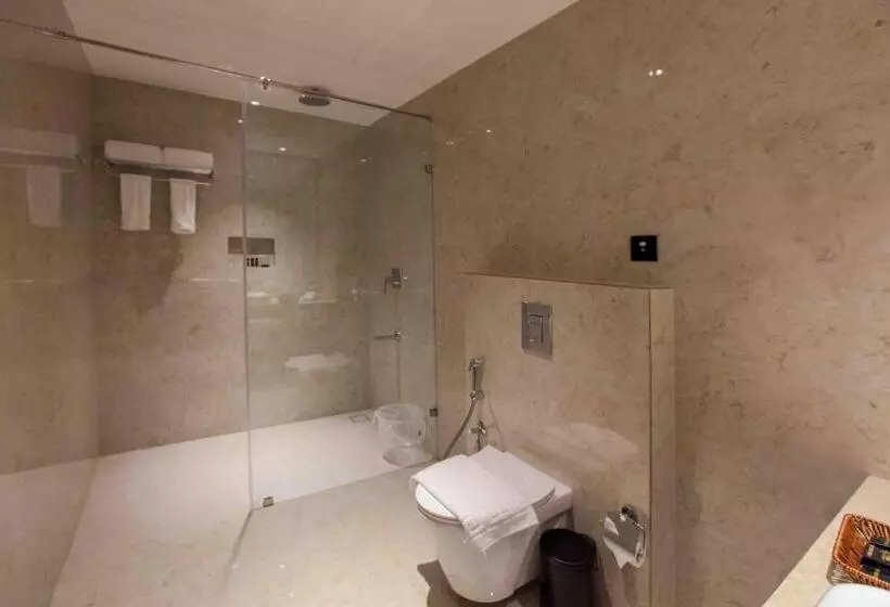 Hotelli Park Residency Ayarkunnam