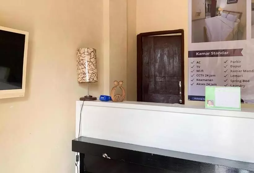 Hotelli Sr Residence Near Mall Ciputra Cibubur Mitra Reddoorz