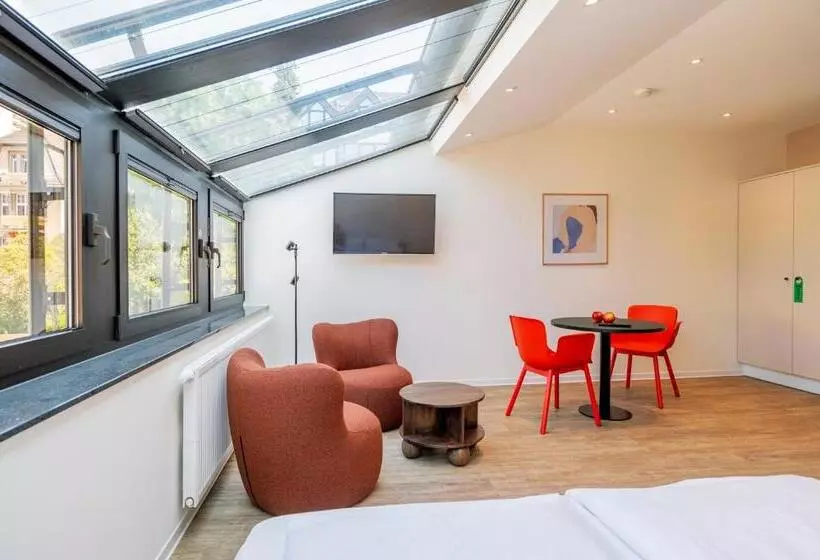 ホテル Stayery Cologne Sülz   New Opening