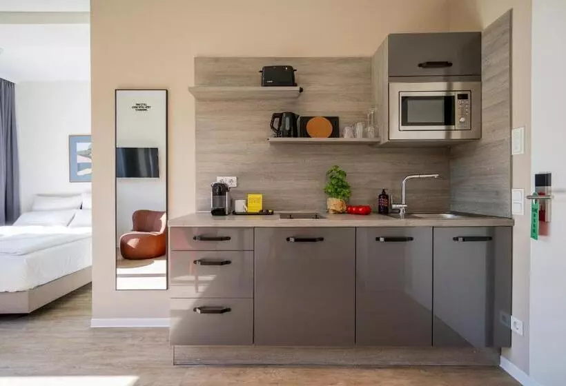 ホテル Stayery Cologne Sülz   New Opening