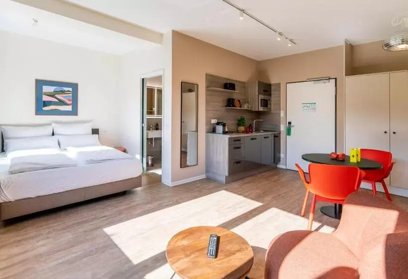 ホテル Stayery Cologne Sülz   New Opening