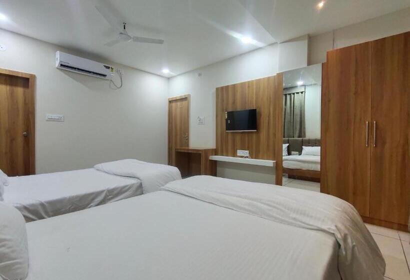Hotell Tirupati Inn