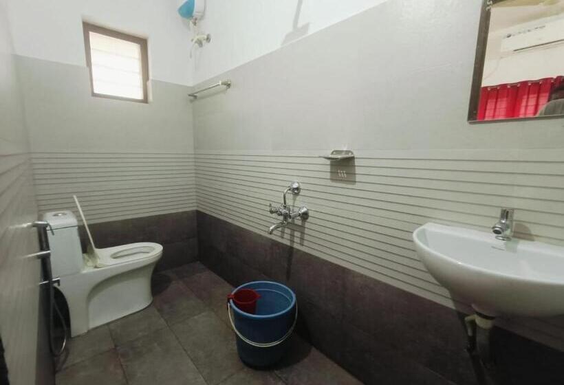 Hotel West Darshan Apartments And Villas