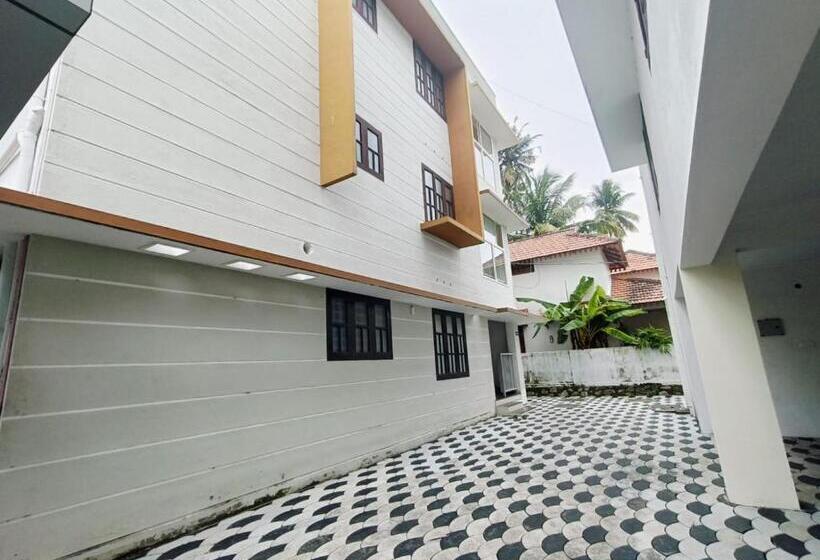 Hotel West Darshan Apartments And Villas