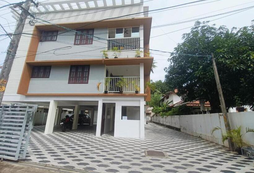 Hotel West Darshan Apartments And Villas