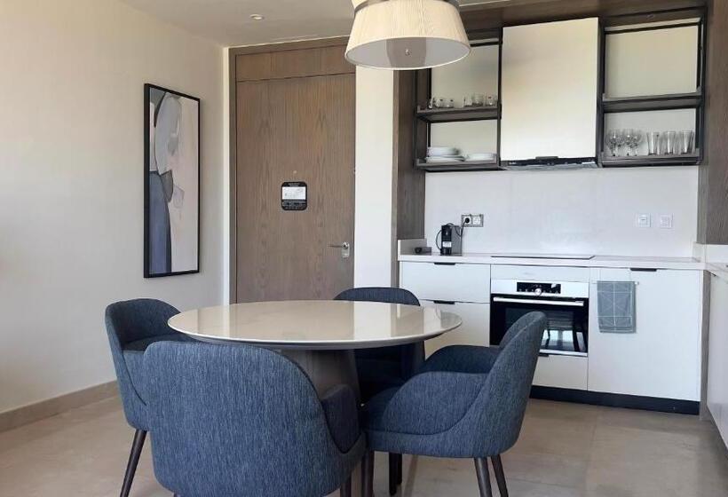 Marassi, Luxury Suite In Address Beach Resort! Service Apartment