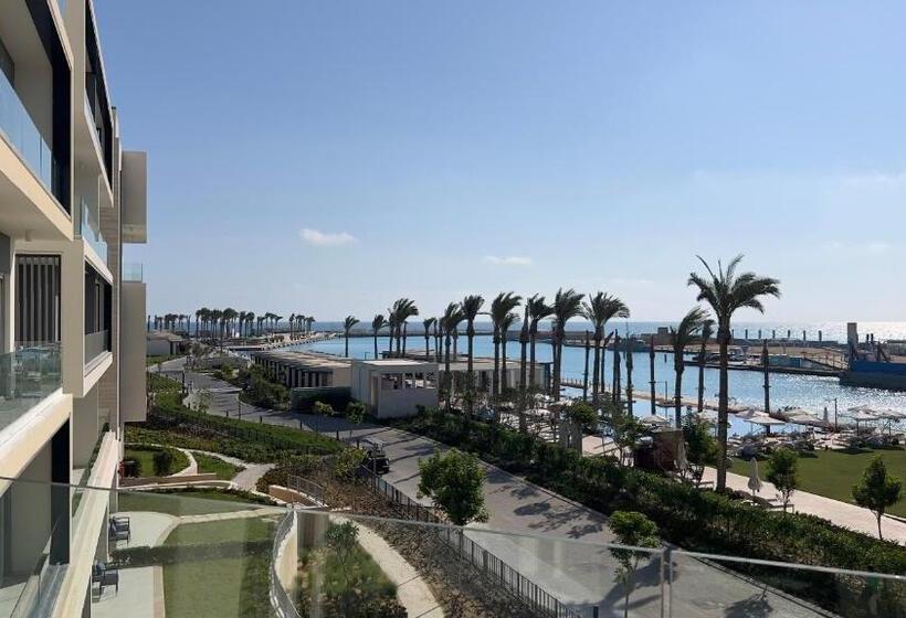 Marassi, Luxury Suite In Address Beach Resort! Service Apartment