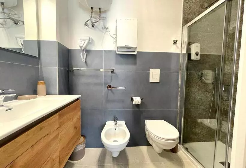 پانسیون Barirooms   Murat Suites