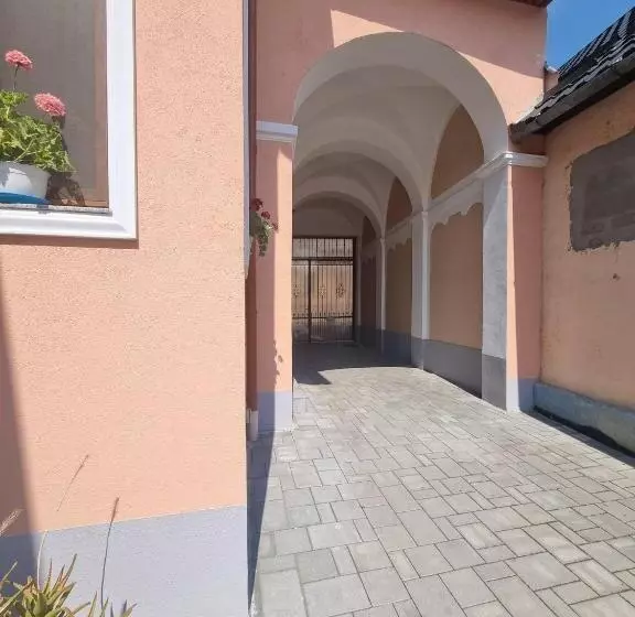 پانسیون Casa Sali