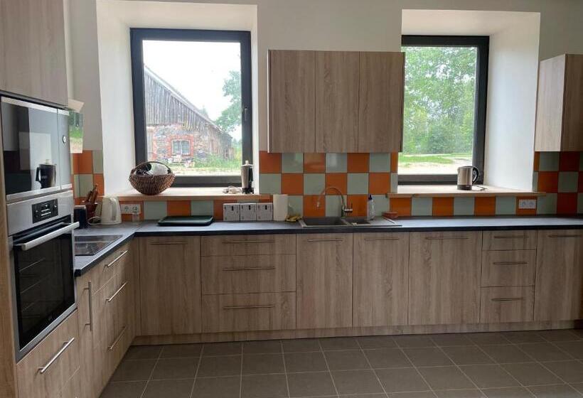 پانسیون Kipeni Guest House