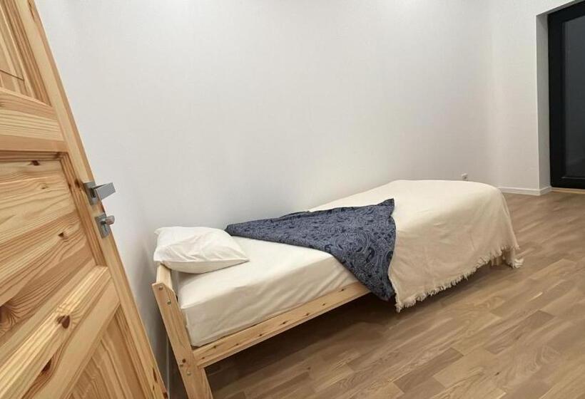 پانسیون Kipeni Guest House