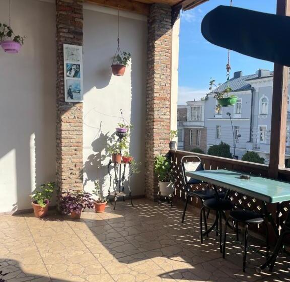 پانسیون Mimino13