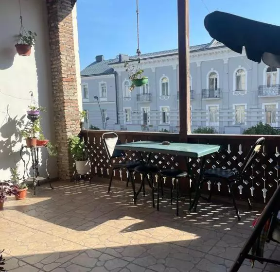 پانسیون Mimino13