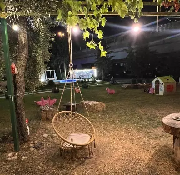 پانسیون Sunny Apartments