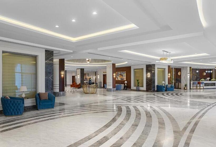 استراحتگاه Crystal Lotus Luxury Palace By Pickalbatros