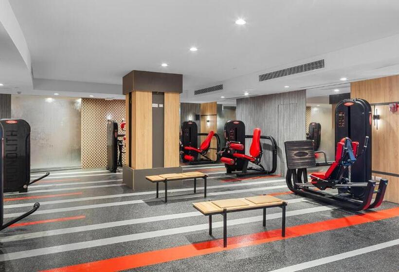 استراحتگاه Crystal Lotus Luxury Palace By Pickalbatros