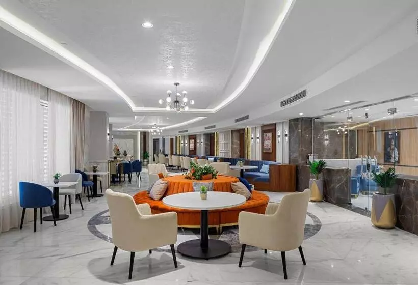 استراحتگاه Crystal Lotus Luxury Palace   By Pickalbatros