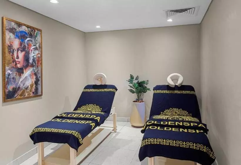 استراحتگاه Crystal Lotus Luxury Palace   By Pickalbatros