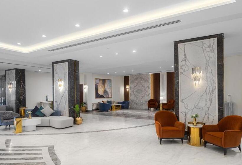 استراحتگاه Crystal Lotus Luxury Palace By Pickalbatros