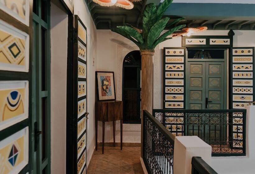 ریاض The Little Hara