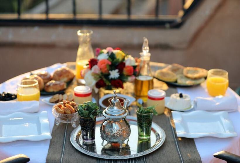 ریاض The Little Hara