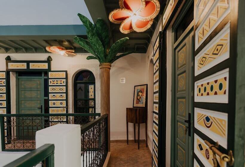 ریاض The Little Hara