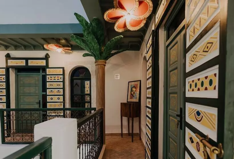 ریاض The Little Hara