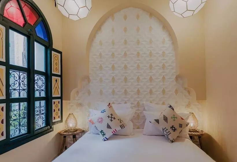 ریاض The Little Hara