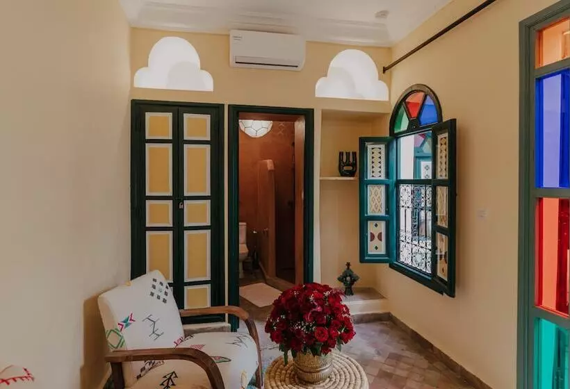 ریاض The Little Hara