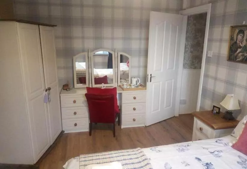 Aamiaismajoitus (B&B) Blackbrink Cottage