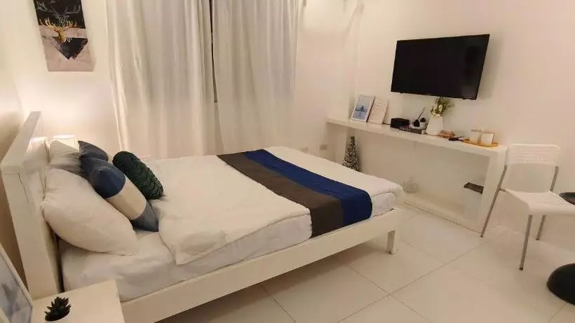 Aamiaismajoitus (B&B) Casa Luna Guesthouse Tagaytay
