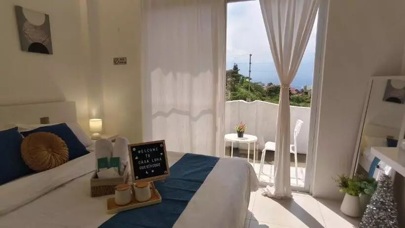 Aamiaismajoitus (B&B) Casa Luna Guesthouse Tagaytay
