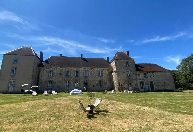 Aamiaismajoitus (B&B) Chateau De Grandsagne