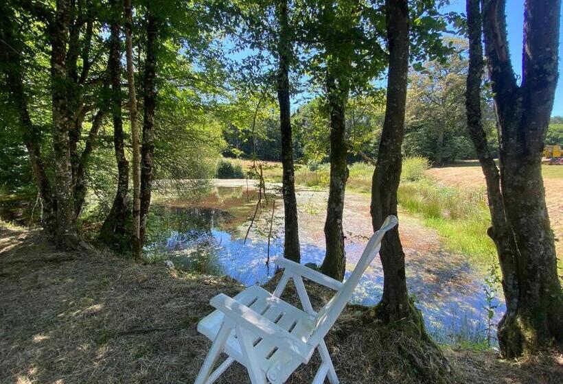 تختخواب و صبحانه Chateau De Grandsagne