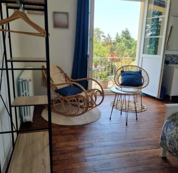 ベッドアンドブレックファースト La Maison Du Mont