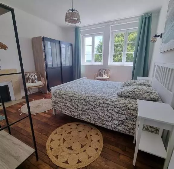 ベッドアンドブレックファースト La Maison Du Mont