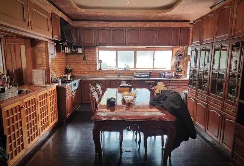 Aamiaismajoitus (B&B) Samurai House As Seen In Movies And Dramas And Samurai Manner Tea House