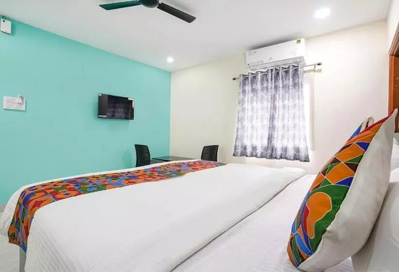 Fabhotel Grand Imperial