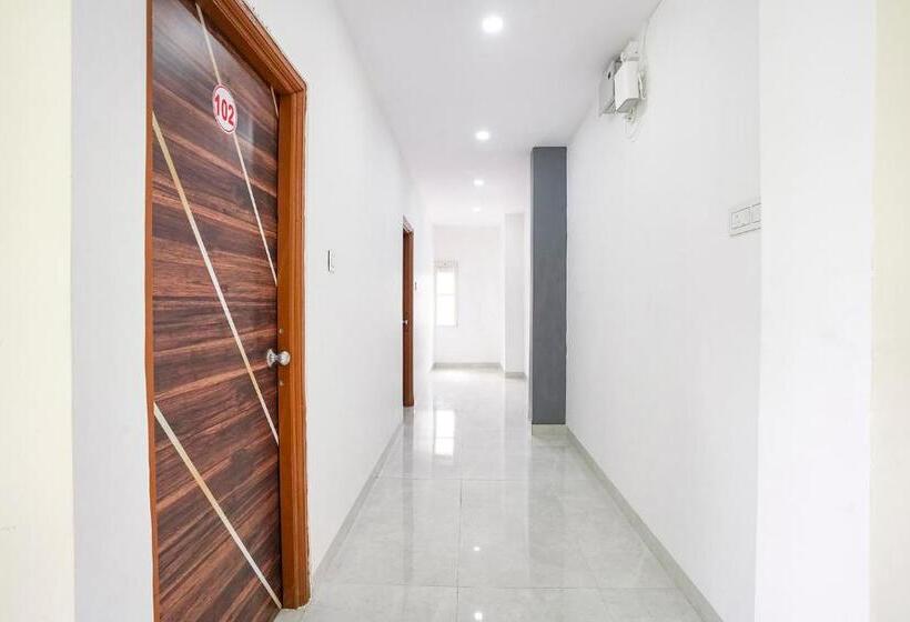 Fabhotel Grand Imperial