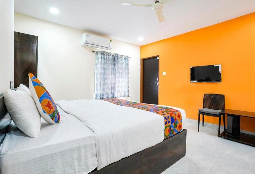 Fabhotel Grand Imperial