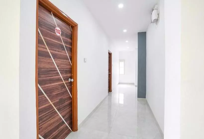 Fabhotel Grand Imperial