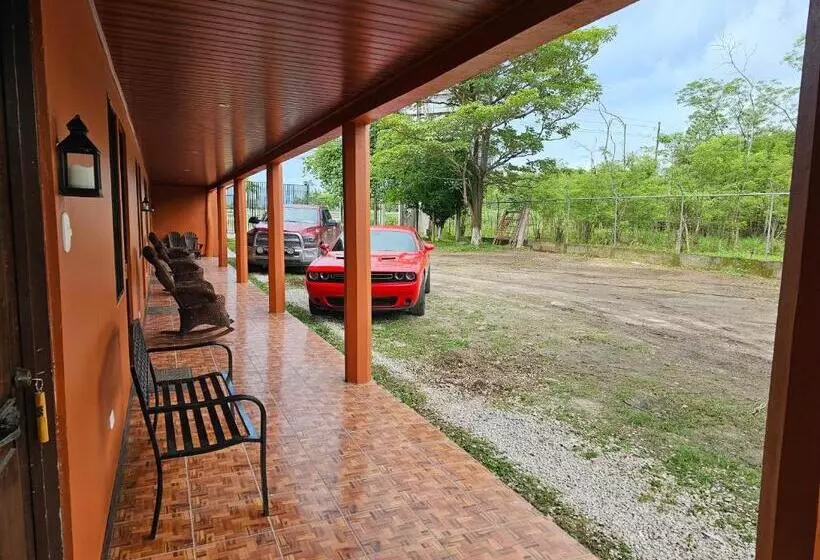 ホテル Luna Liberiana